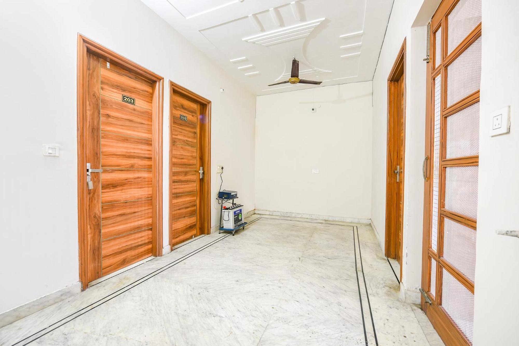 Fabhotel K9 Stay Ludhiana Exterior photo